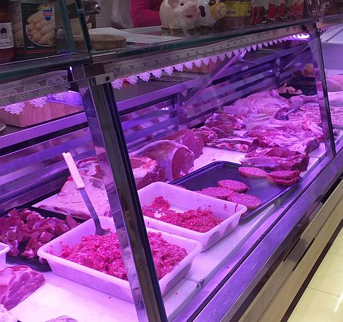 039;aprovisionament més utilitzats per la gent gran, ja que els ofereix confiança i un tracte personalitzat.