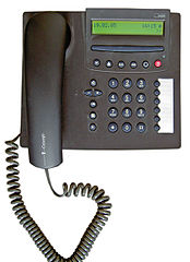 Telèfon ISDN Imatge de Benedikt.Seidl (Wikimedia Commons)