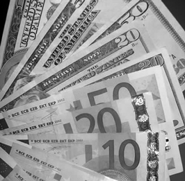 En moltes operacions comercials es requereix fer càlculs de canvi de moneda dòlar-euro. En moltes operacions comercials es requereix fer càlculs de canvi de moneda dòlar-euro.