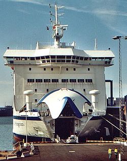 Sistema RO-RO. Font: Wikipèdia/30