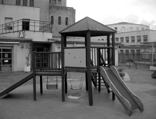 Estructures fixes de joc. EBM Montserrat/-150