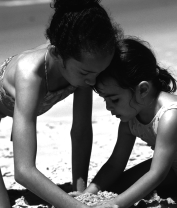 Les relacions entre iguals esdevenen situacions privilegiades de pràctica de la parla/-45 Les relacions entre iguals esdevenen situacions privilegiades de pràctica de la parla/-45