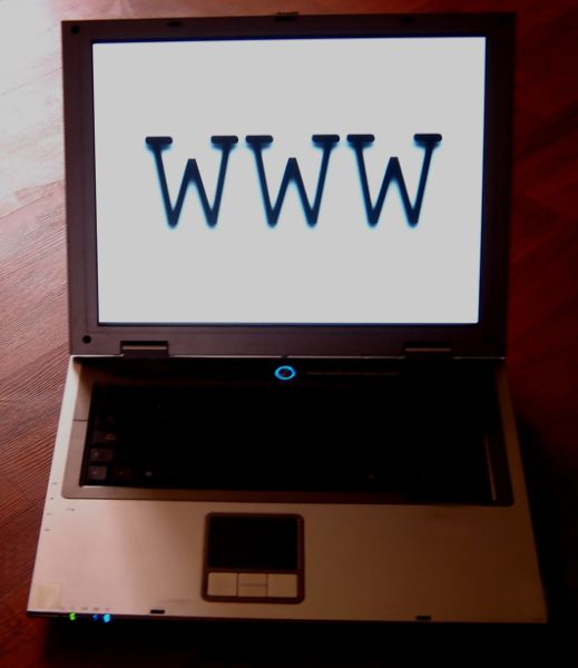 Cerca d& 039;informació a Internet