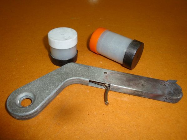 Diferents elements per realitzar la soldadura aluminotèrmica./-35 Diferents elements per realitzar la soldadura aluminotèrmica./-35