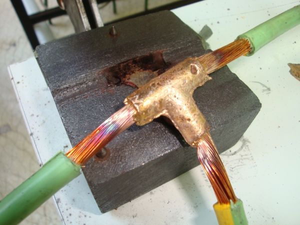 ee10m2u3_37.jpg ee10m2u3_37.jpg