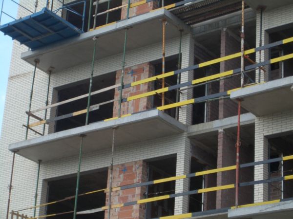 Obra nova (imatge: nur a http://goo.gl/hCd4K) Obra nova (imatge: nur a http://goo.gl/hCd4K)