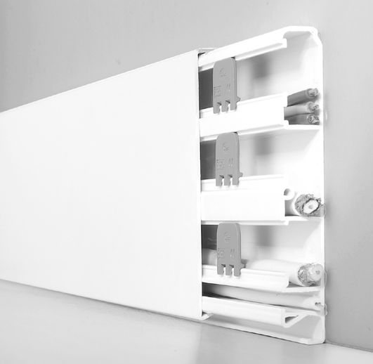 ee10m4u2_162.jpg ee10m4u2_162.jpg