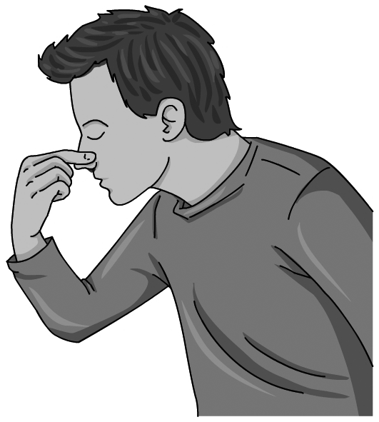 Persona agafant-se el nas entre dos dits.