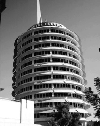 Els edificis propietat de les empreses són part de l’immobilitzat material./-25 Els edificis propietat de les empreses són part de l’immobilitzat material./-25